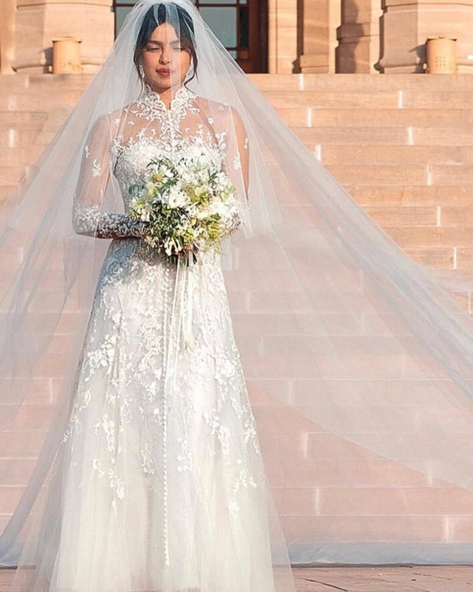 Приянка Чопра свадебное платье