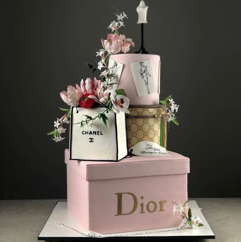 Тортики Dior