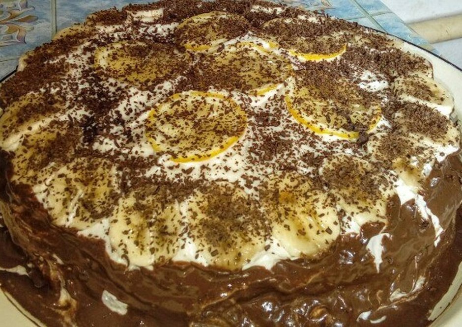 Торт из крекера рыбки с киви без выпечки