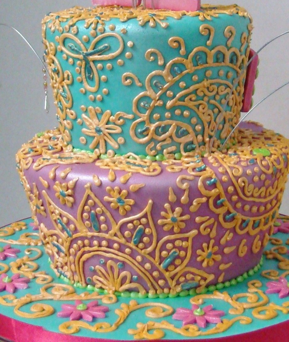 Украшение торта в индийском стиле
