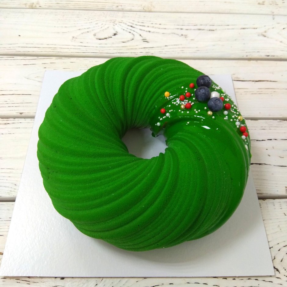 Бархатный торт зеленый