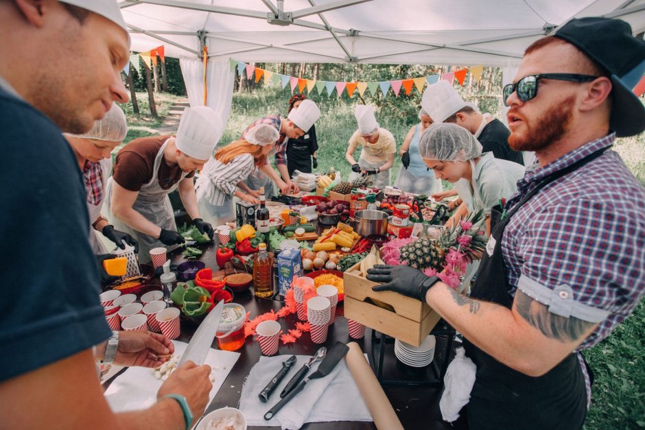 Festival attire или праздничный костюм