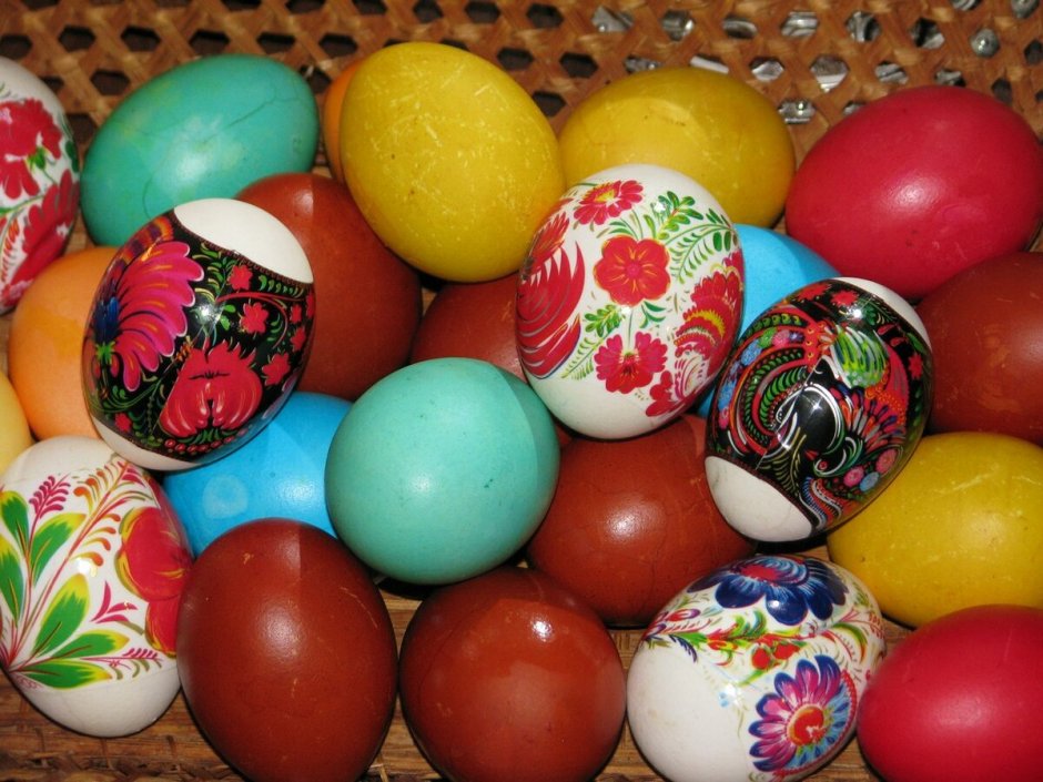 Крашеные яйца на Пасху