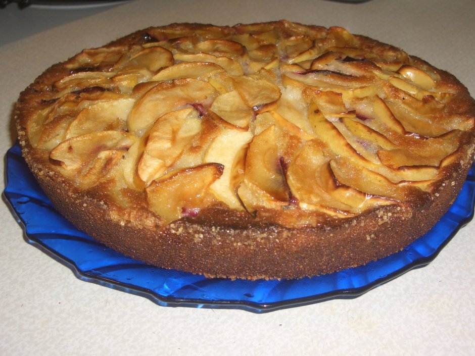Пирог с яблоками домашний