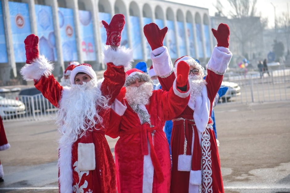 Новогодние забеги дедов Морозов