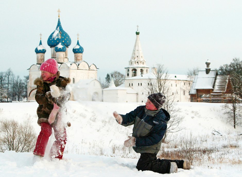 Суздаль, Россия рассвет зима