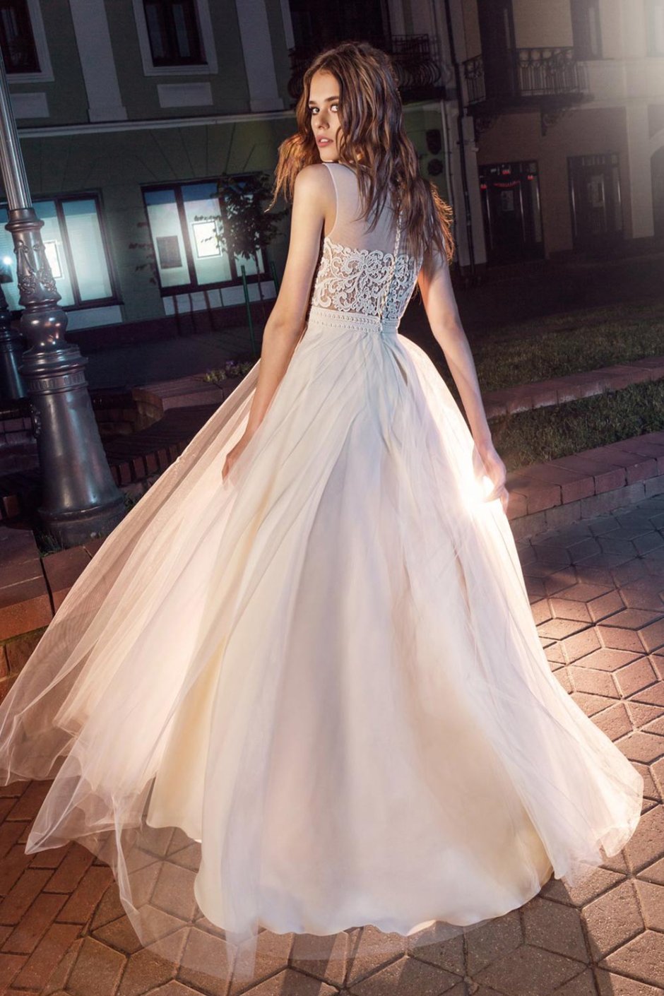 Кармелита в свадебном платье