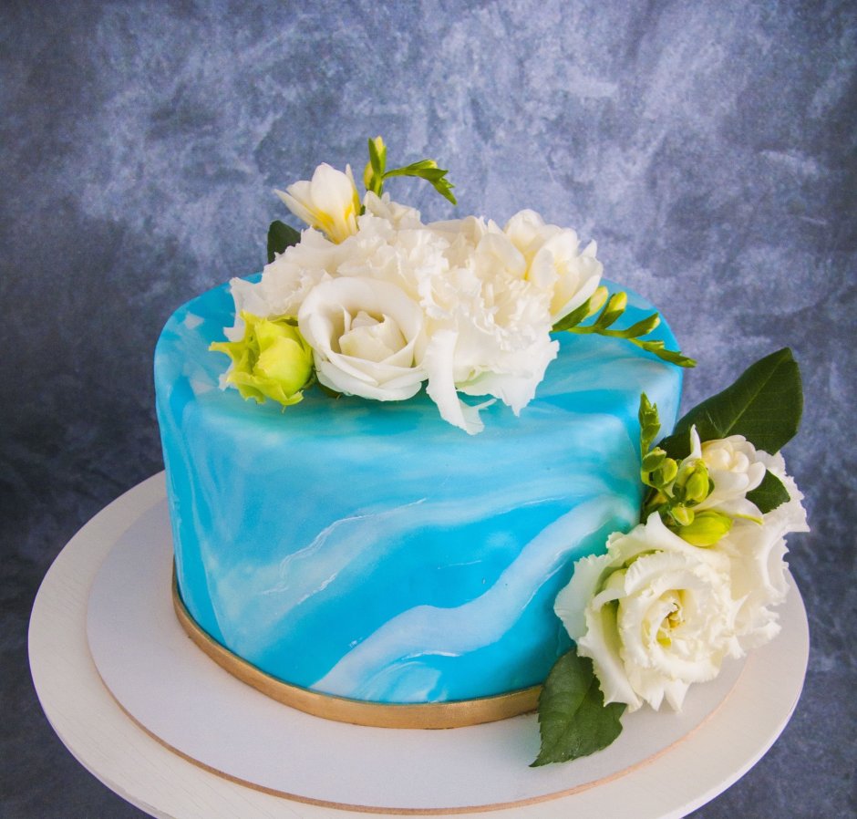 Свадебный торт одноярусный с цветами