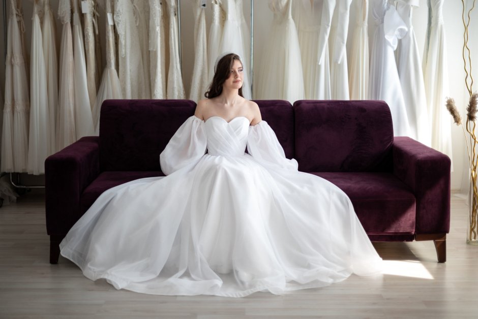 Свадебное платье со съемными рукавами фонариками