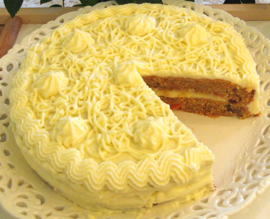 Торт в форме сыра