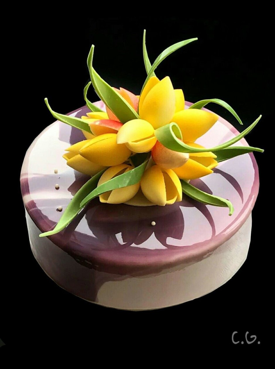 Шоколадный цветок для украшения торта