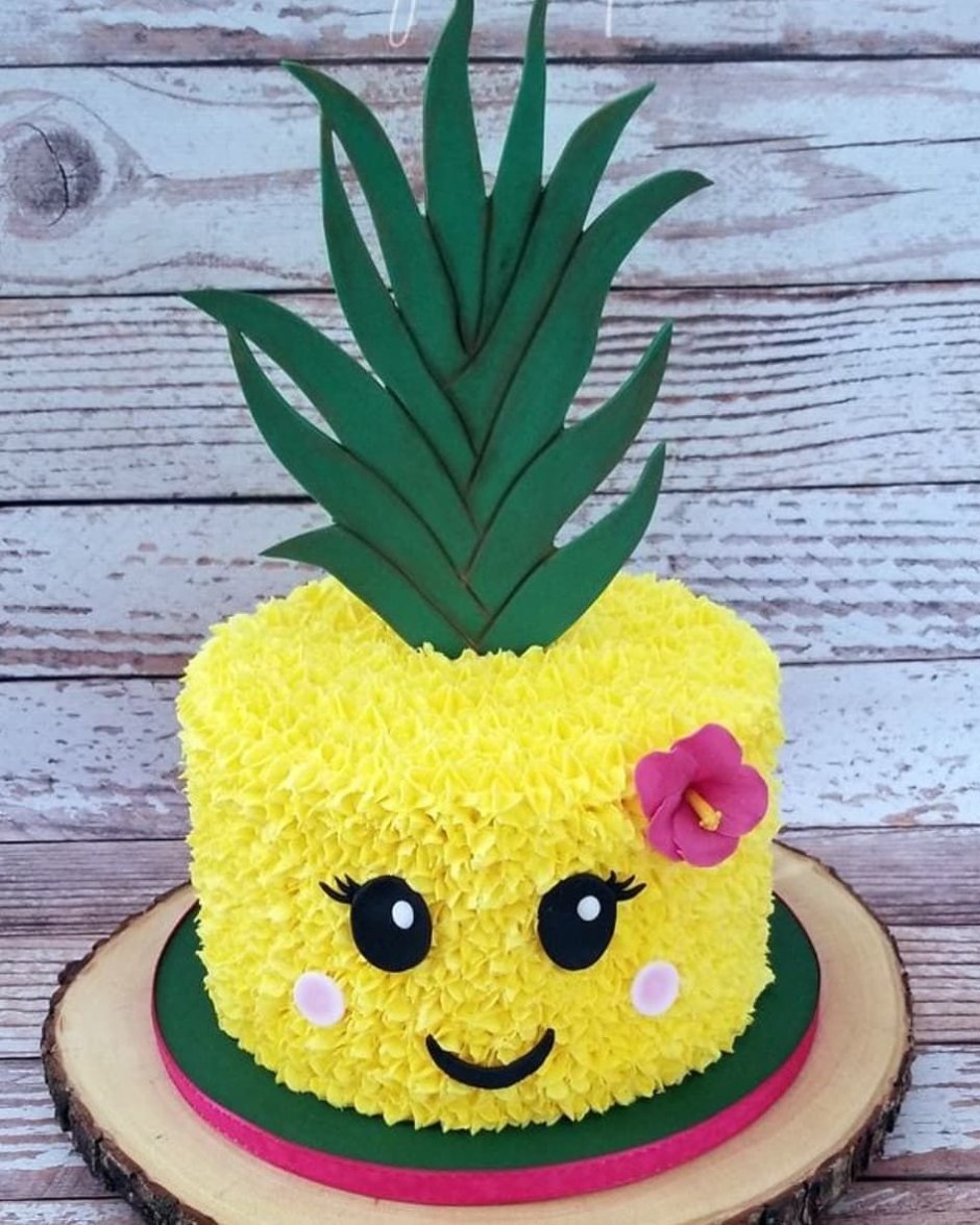 Милый тортик ананасик на день рождения
