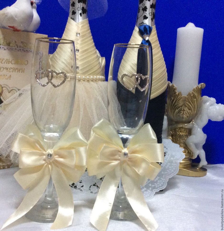 Декор свадебных бутылок и бокалов амбре