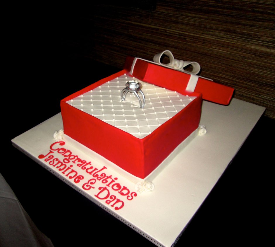 Торт коробка с кольцом