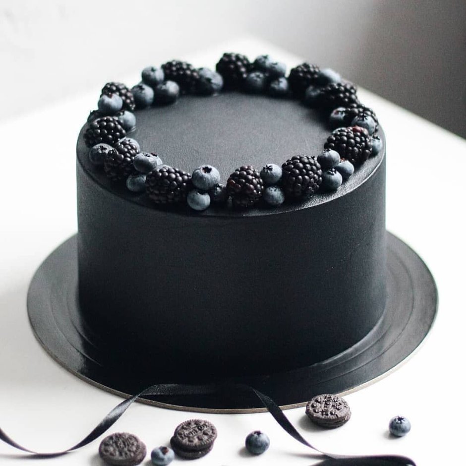 Декор черного торта