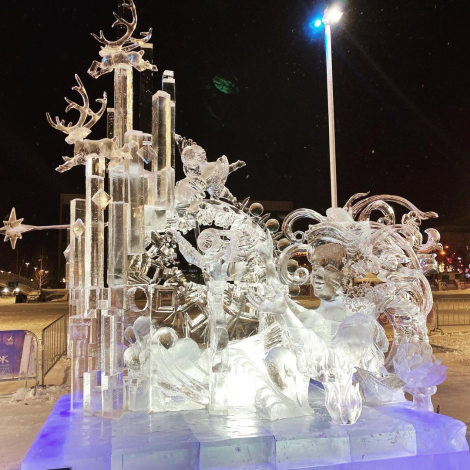 Ледяные скульптуры в Санкт-Петербурге 2021 Петропавловская