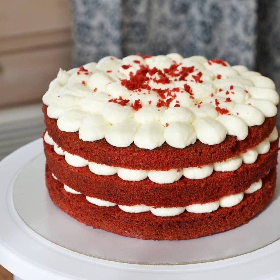 Торта "красный бархат" (Red Velvet).