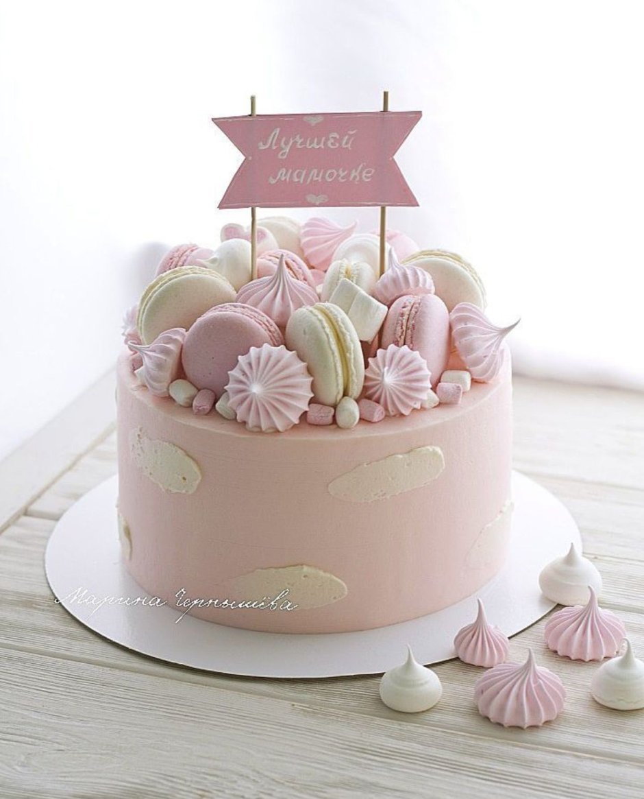 Нежный торт на день рождения девочки