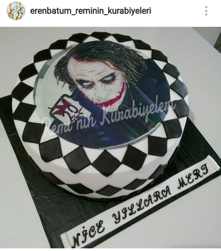 Joker Cake