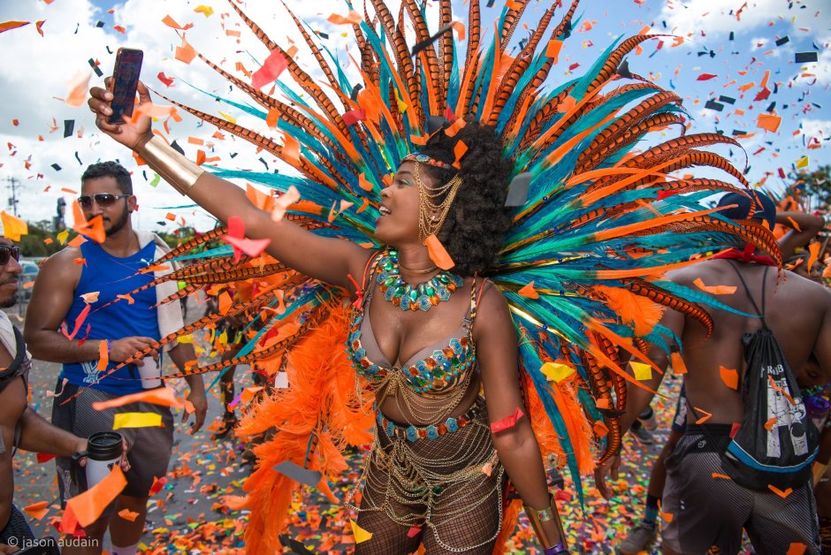 Новогодний карнавал в Колумбии