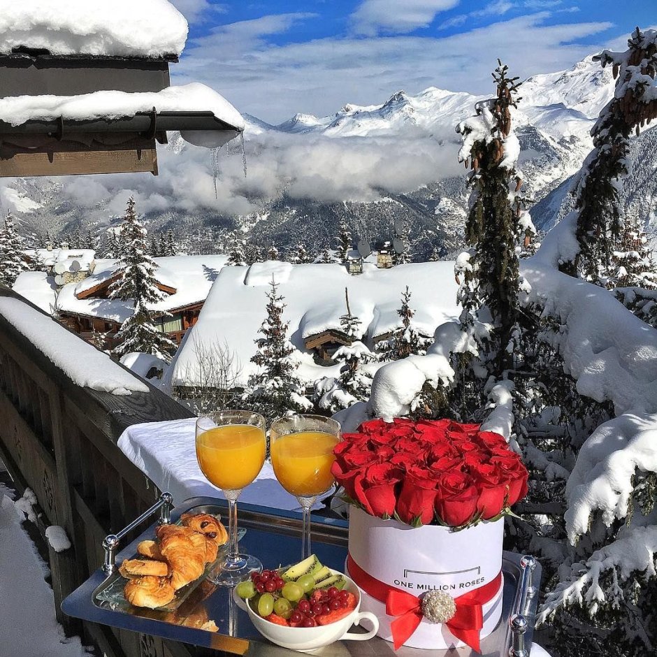Завтрак в снежных горах