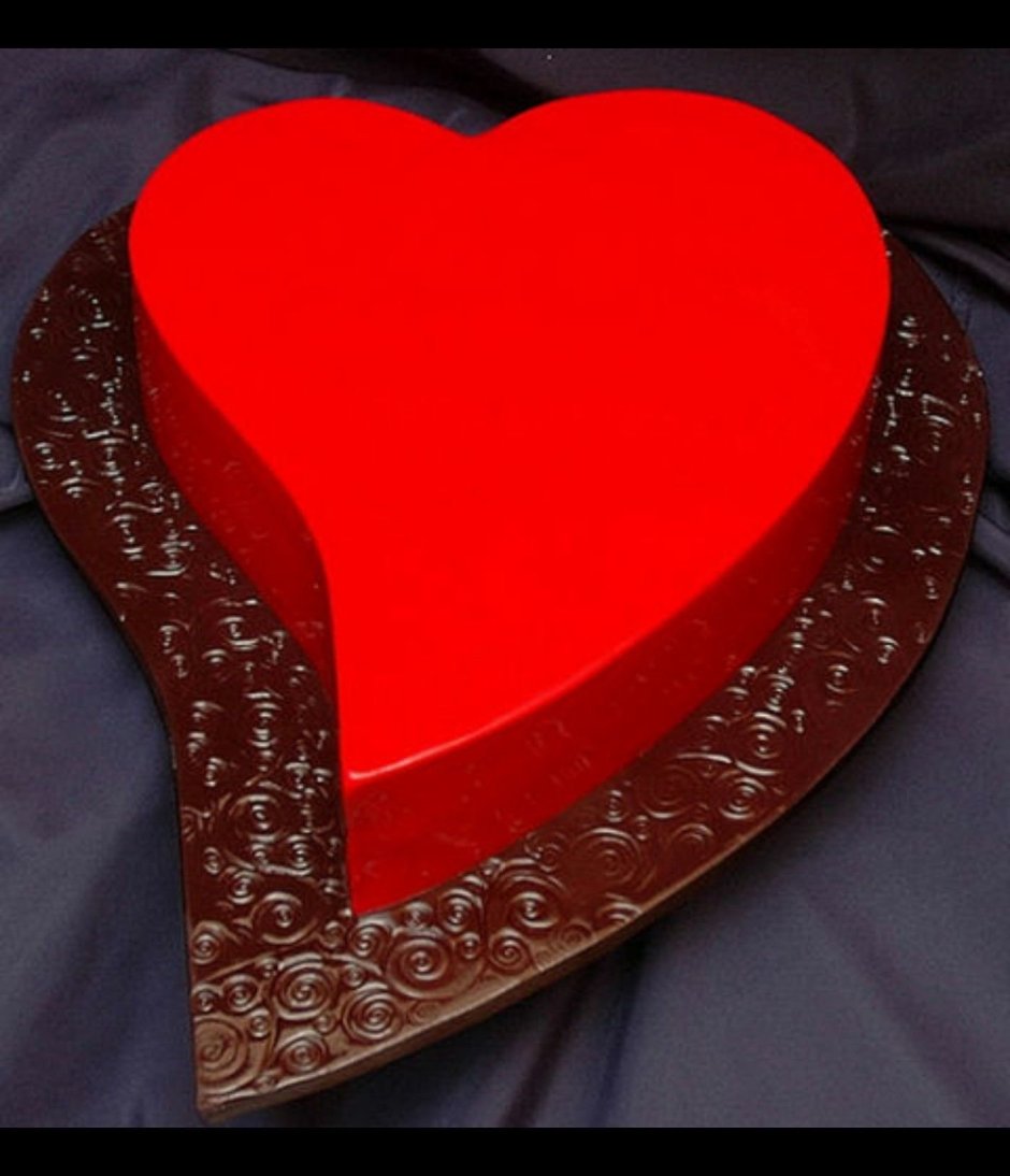 Торт красное сердце