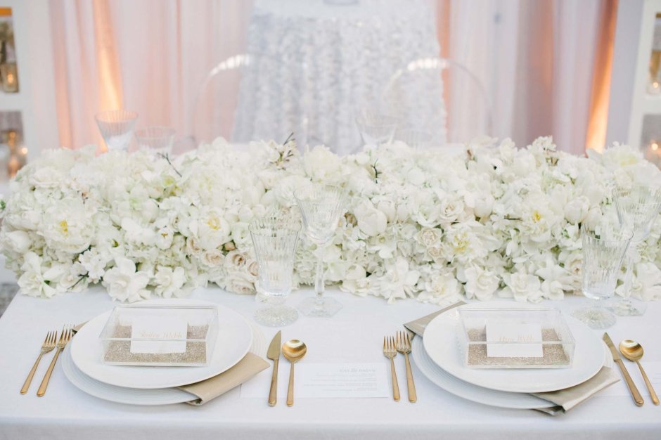 Декор свадьбы в белом цвете