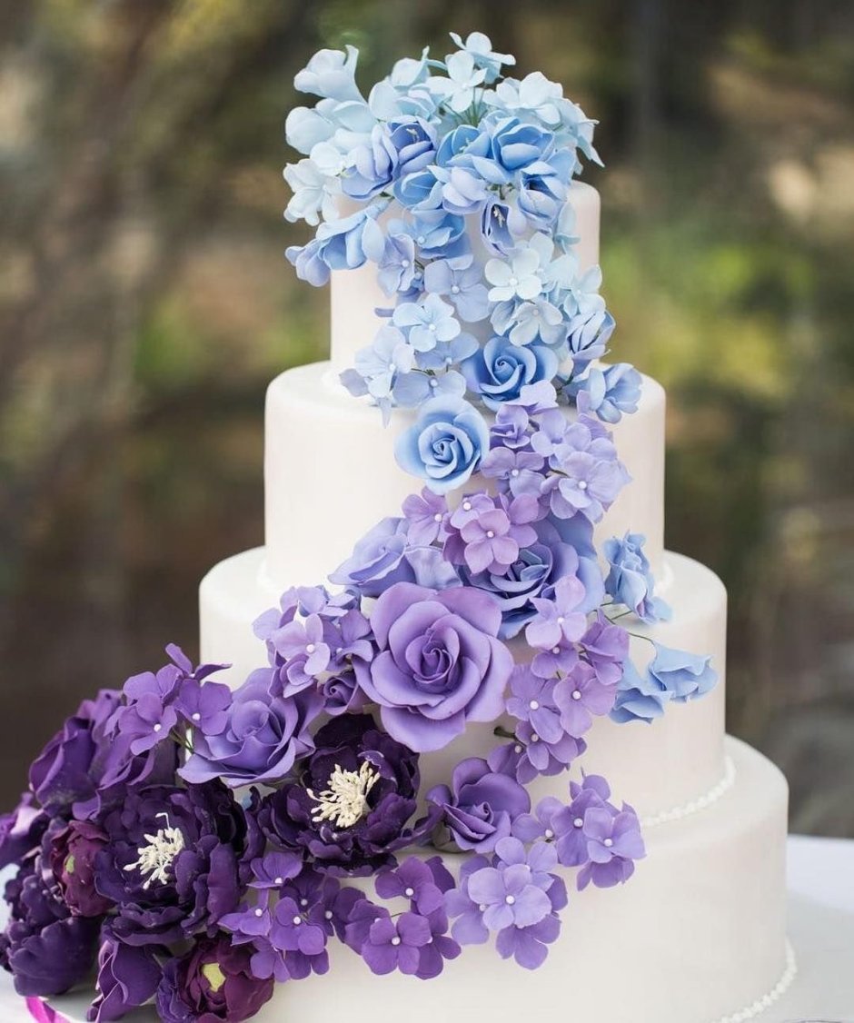 Торт на свадьбу фиолетовый