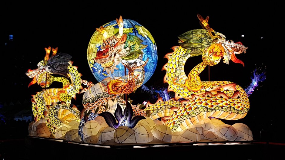 Китайский дракон фонарь