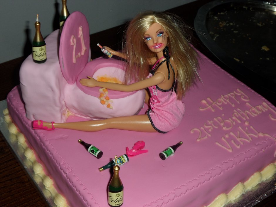 Торт подруге с Барби
