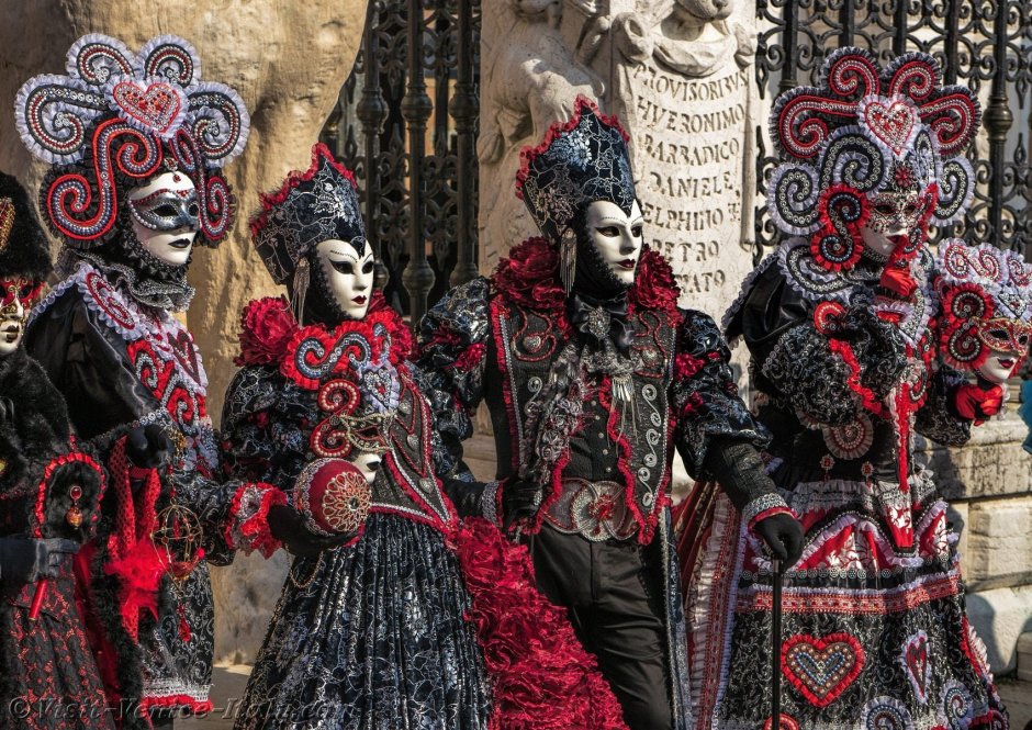 Венецианский карнавал танцы