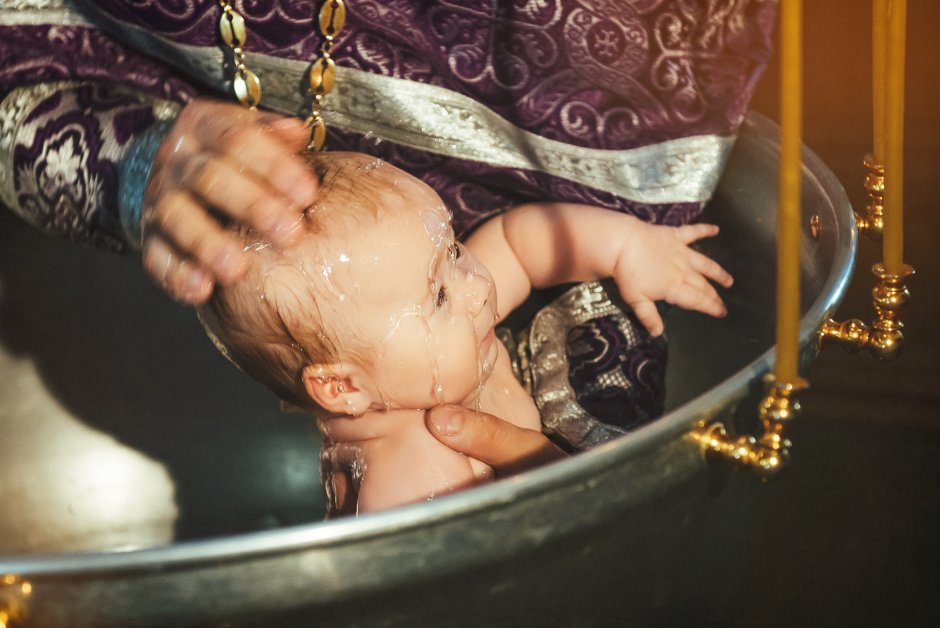 Атрибуты крещения младенцев