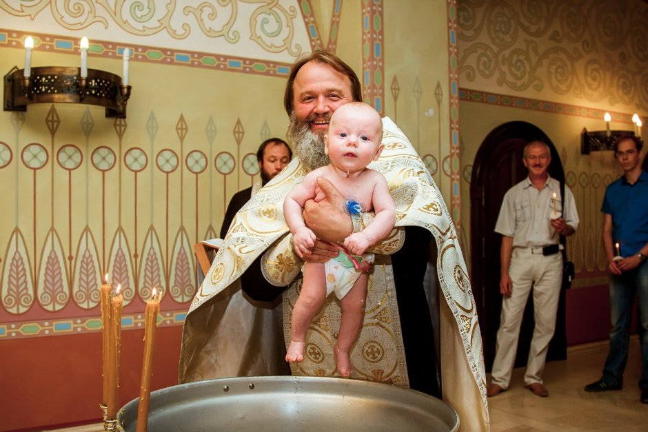Фотосессия крещения малыша
