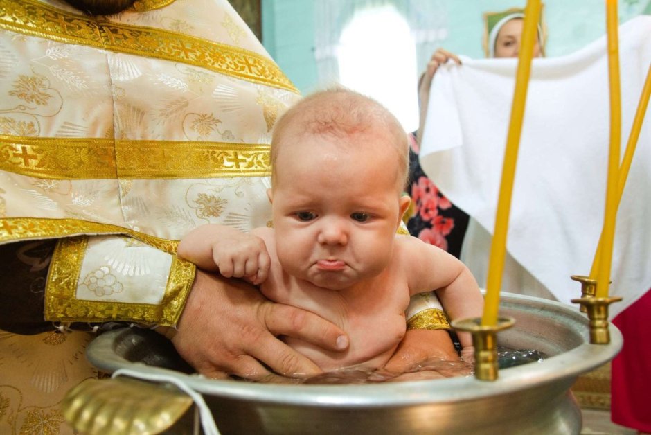 Принадлежности для крещения ребенка