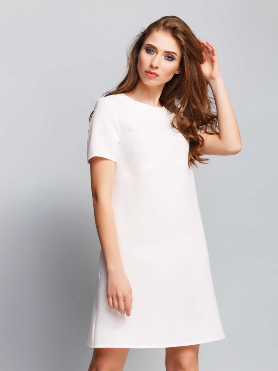 Белое платье трапеция
