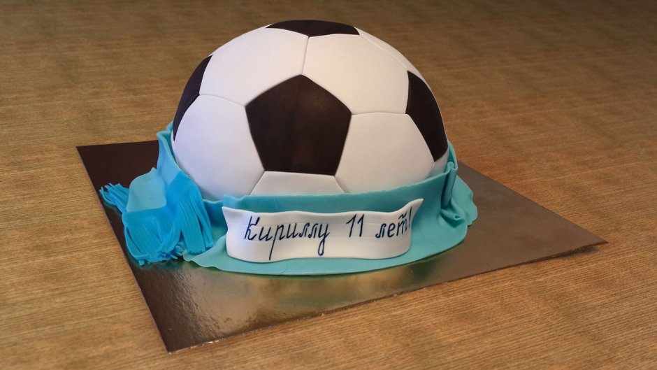 Торт с футбольным мячом фото