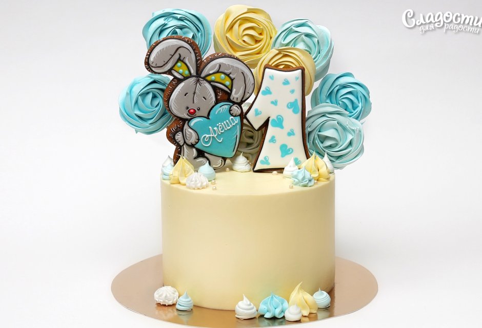 Украшение торта пряниками на день рождения