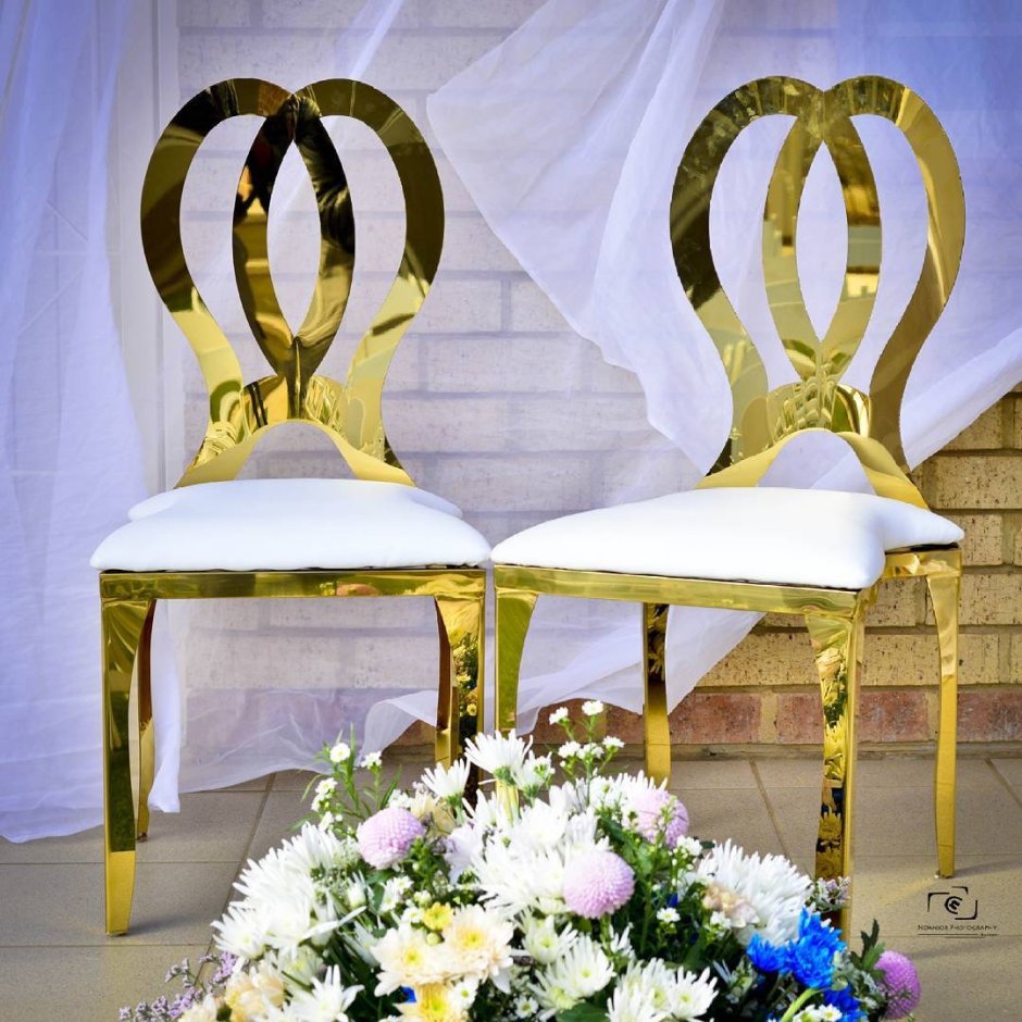 Свадебный трон для молодоженов
