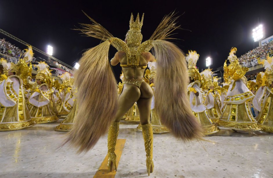 Самые горячие участницы бразильского карнавала 2019