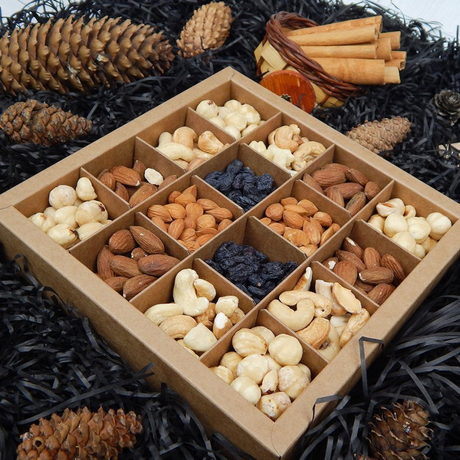 Подарочная коробка с орехами и медом своими руками не дорогой вариант
