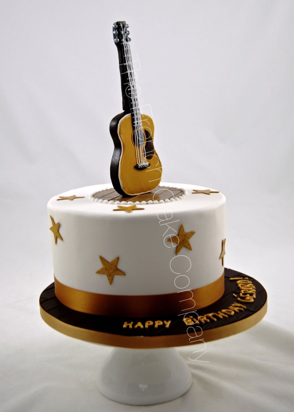 Торт с «гитарой»