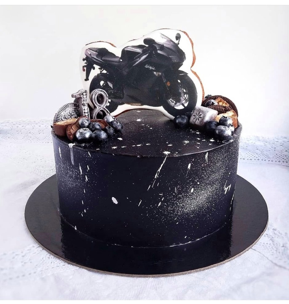 Черный торт для мальчика