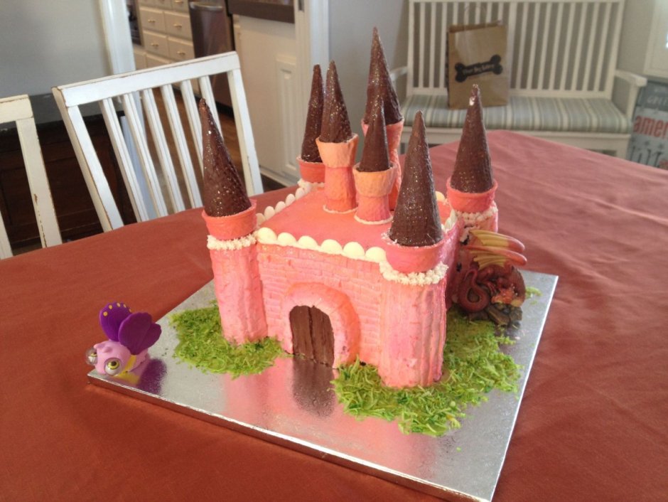 Тортик замок для девочки