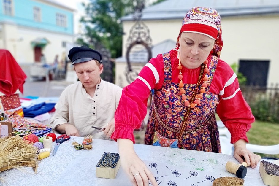 Выставка ярмарка прикладного творчества