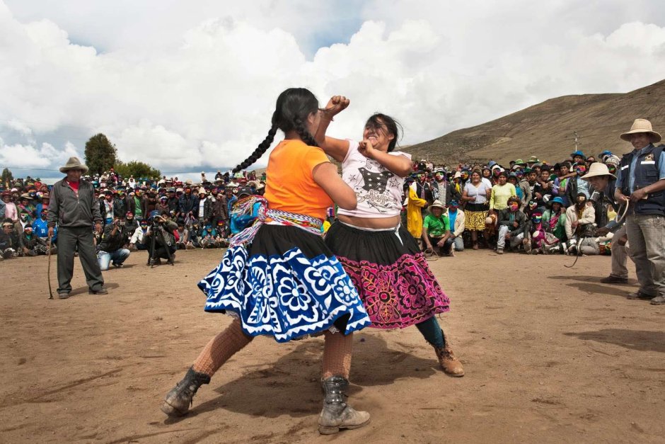 Рождественский фестиваль кулачных боев в Перу