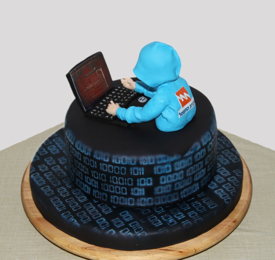 Торт с компьютером мальчику