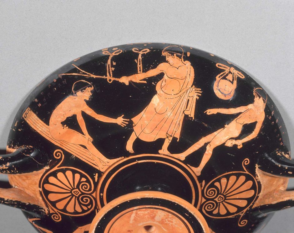 Древнегреческие изображения в круге