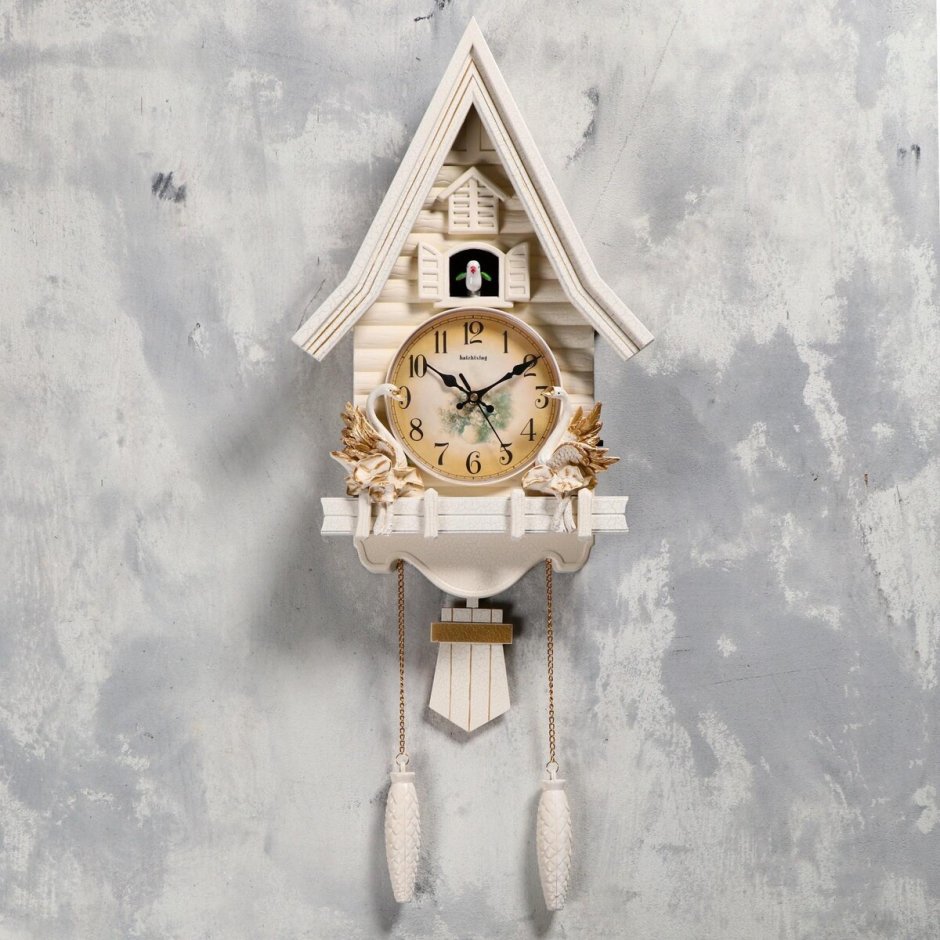 Часы настенные с кукушкой замок с птицами плавный ход 63х8х32 см белые
