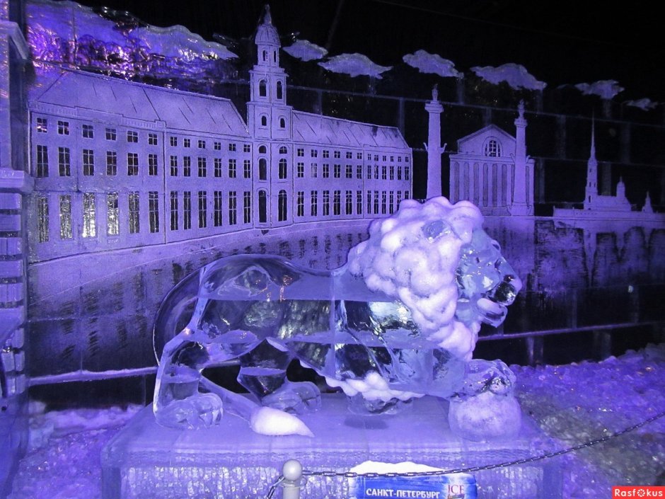 Ледяные скульптуры в Санкт-Петербурге 2019 Петропавловская