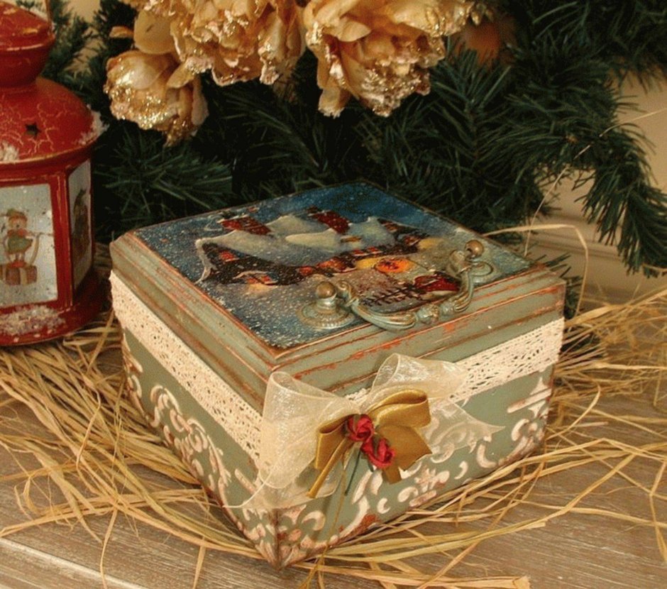 Новогодний подарок сундук деревянный